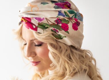 Turban na głowę - odkryj jego style i sposoby noszenia